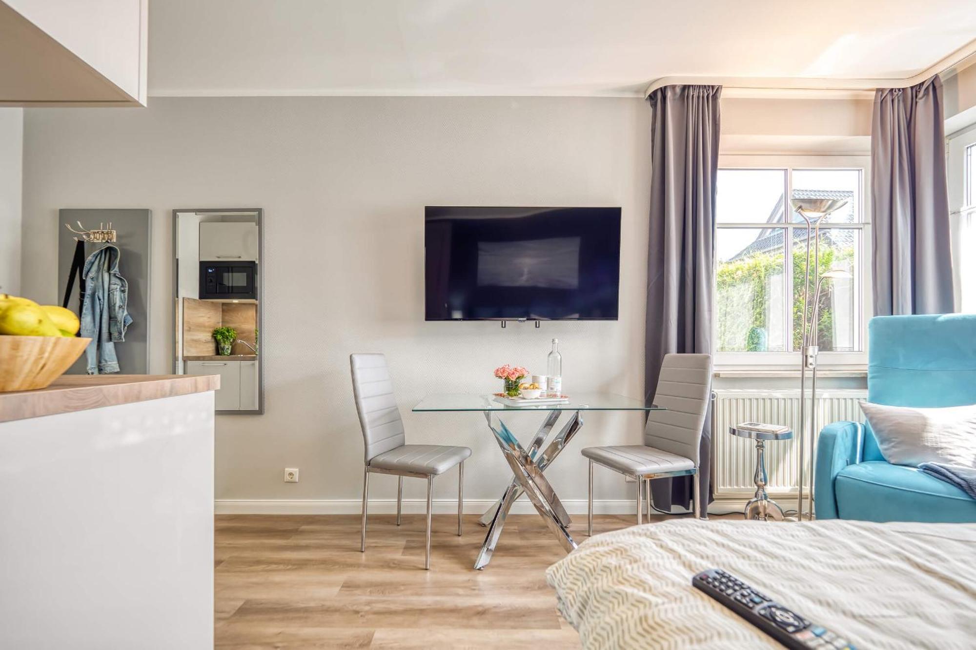 DER SÜDSCHWEDE ... Dein Gästehaus mitten in Zingst und nah zum Strand Exterior foto